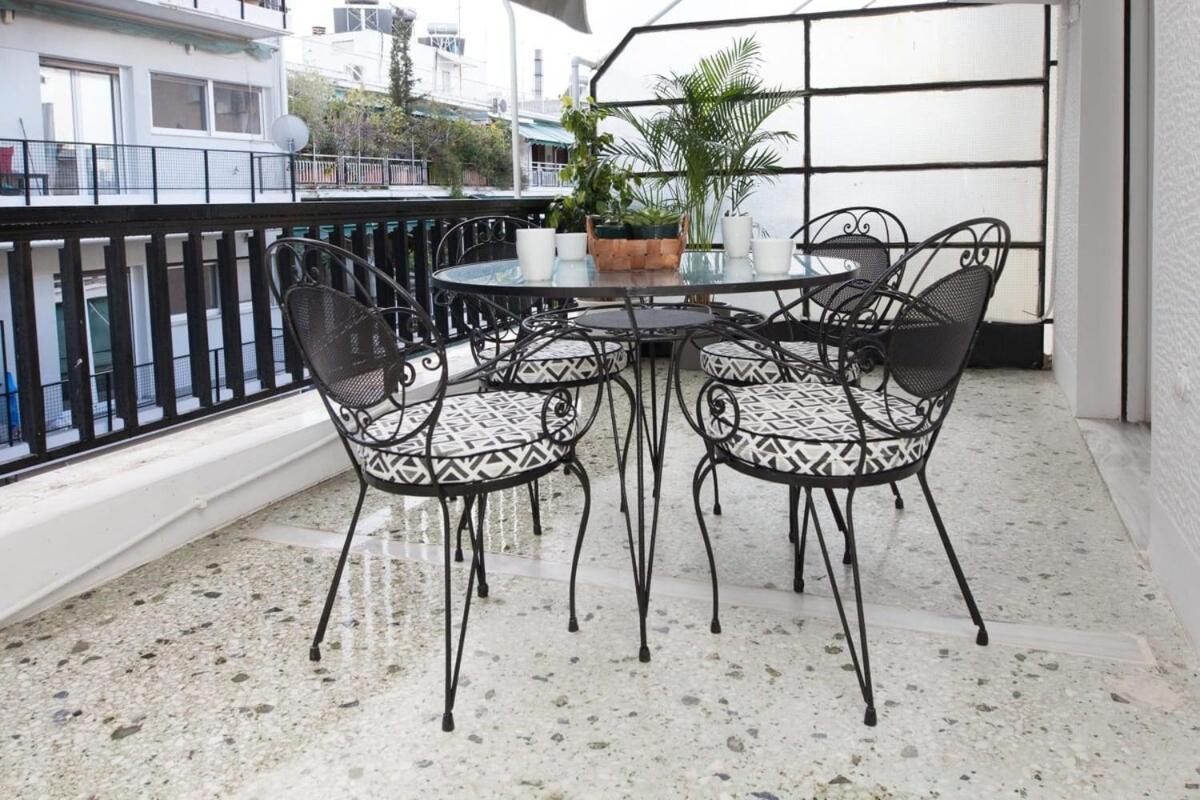 Pagrati Urban Oasis Getaway 2Bd Apt With Balcony Афины Экстерьер фото