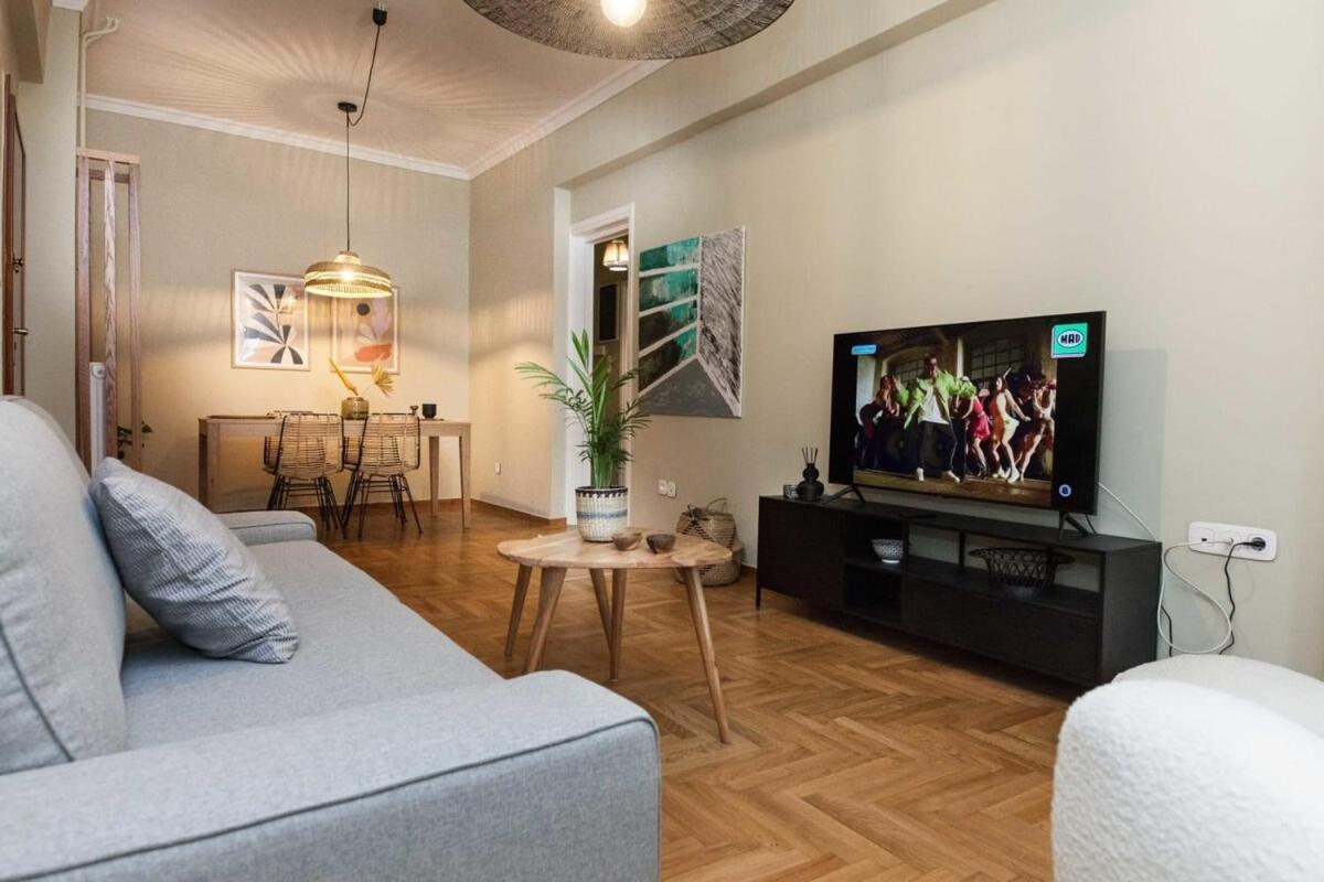 Pagrati Urban Oasis Getaway 2Bd Apt With Balcony Афины Экстерьер фото
